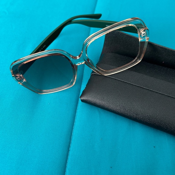 Fashion sunnies! Pink tint with red and green stripe on sides! - Picture 2 of 10